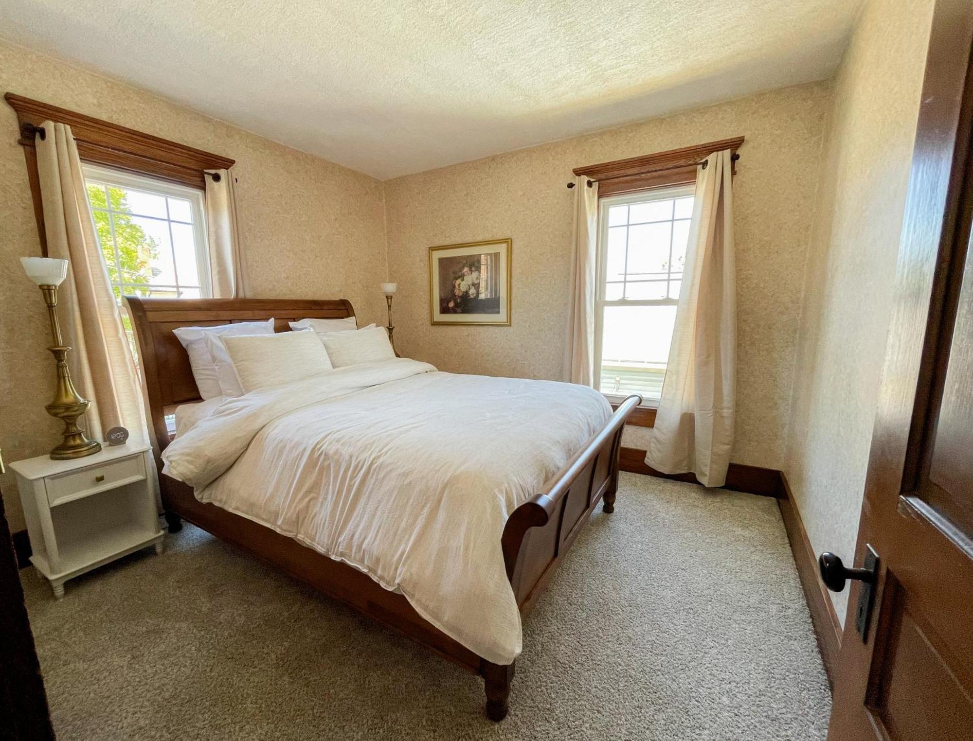 4Br-Beautiful Historic Home Millersburg Exterior foto