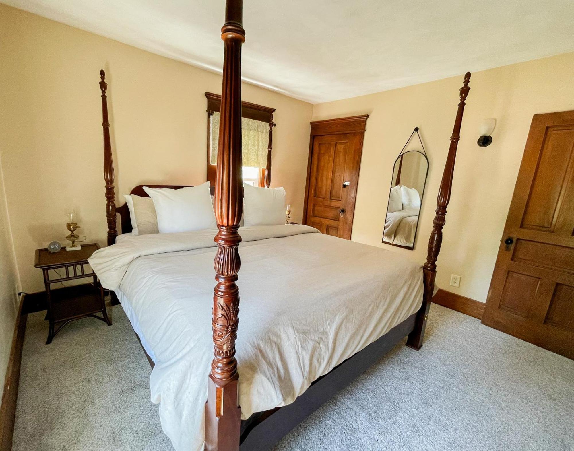 4Br-Beautiful Historic Home Millersburg Exterior foto